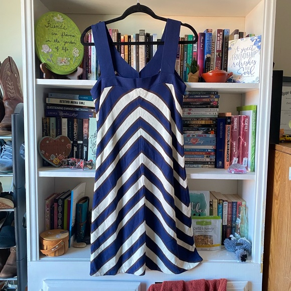 Molly | Navy Chevron Stripe Cashmere Silk Dress - Picture 8 of 10